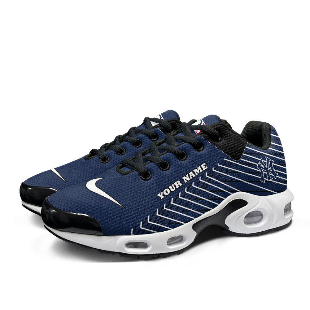 New York Yankees Personalized Name Team Colors Jagged Lines TN Air Max Shoes Air Cushion Sneakers
