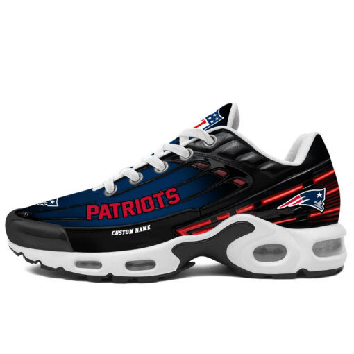 Personalized New England PatriotsBlack And Team Color Stripes Black TN Air Max Shoes Air Cushion Sneakers